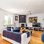 Σπίτι διακοπών Lovely In Jurdani