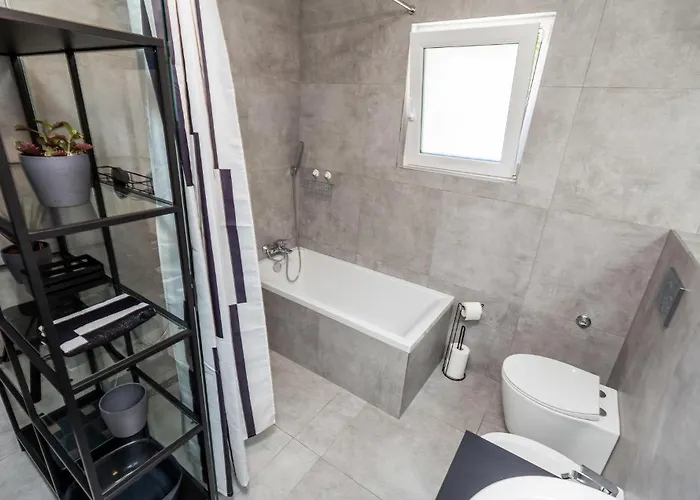 Prázdninový dům 4 Bedroom Gorgeous In *
