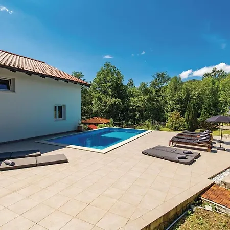 Сasa de vacaciones Lovely In