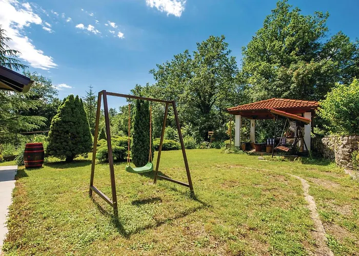 Dom wakacyjny 4 Bedroom Gorgeous In